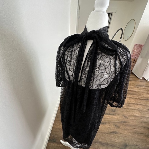 BCBG lace dress with slip, size S - Picture 7 of 8